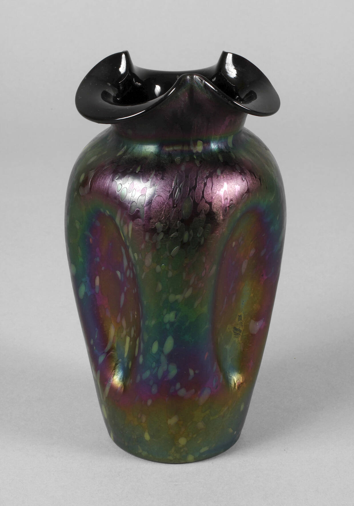 Kralik Vase