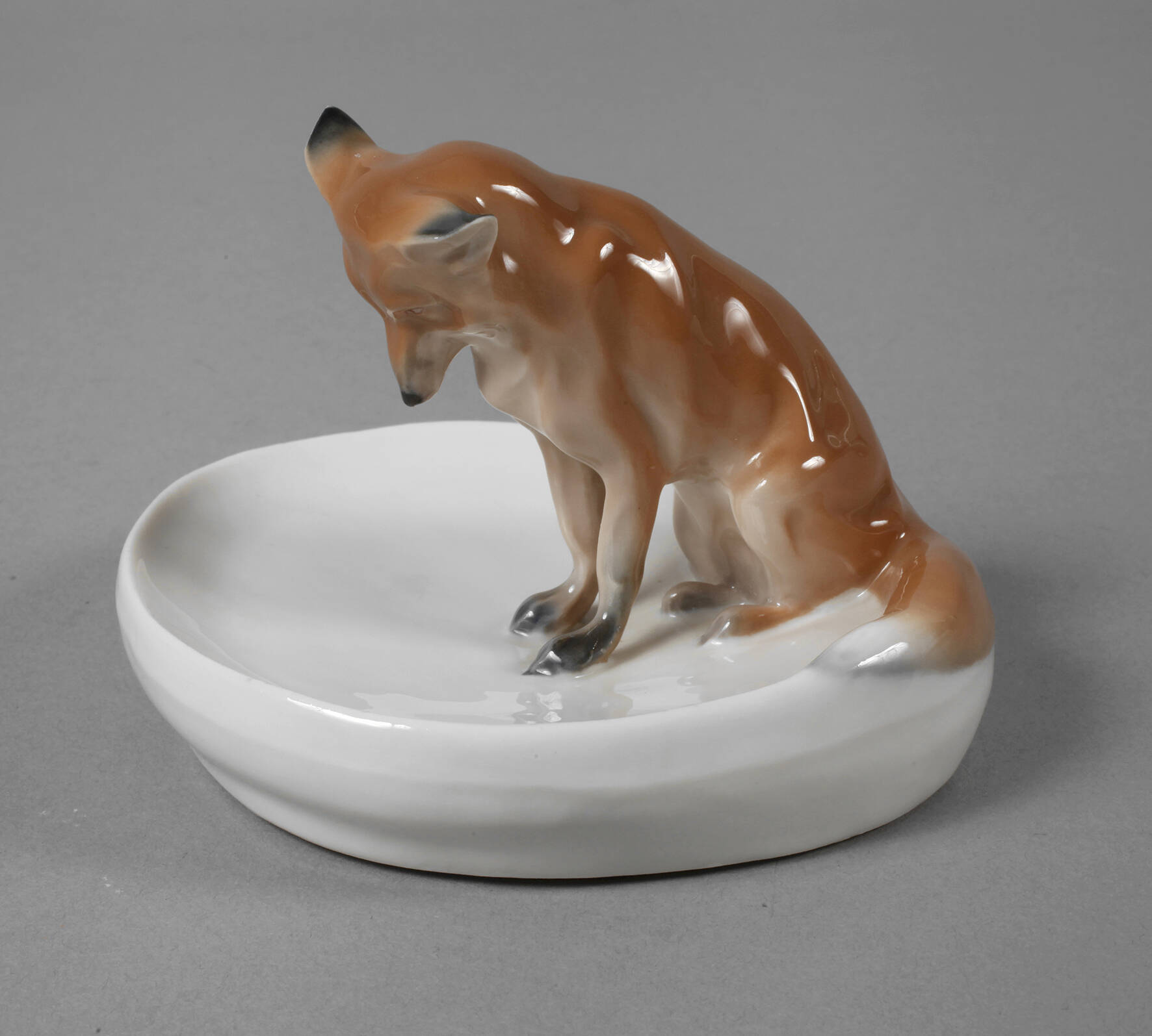 Meissen "Fuchs auf Schale"