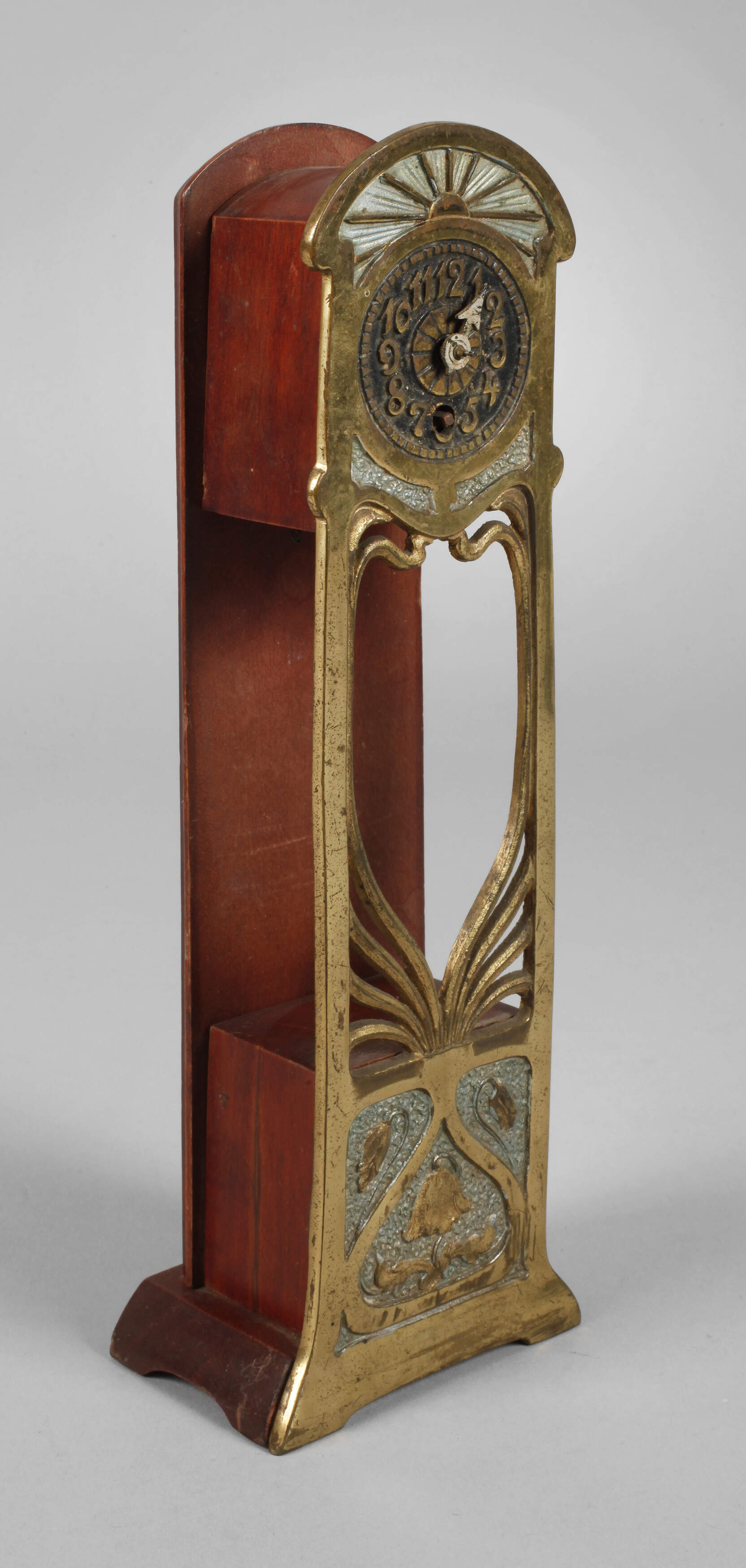 Jugendstil-Standuhr für Puppenstuben