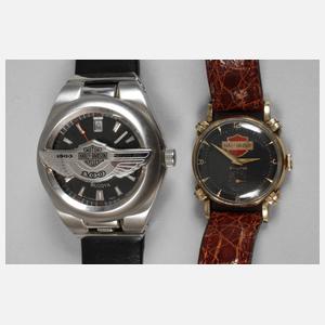 Zwei Bulova Harley-Davidson-Uhren