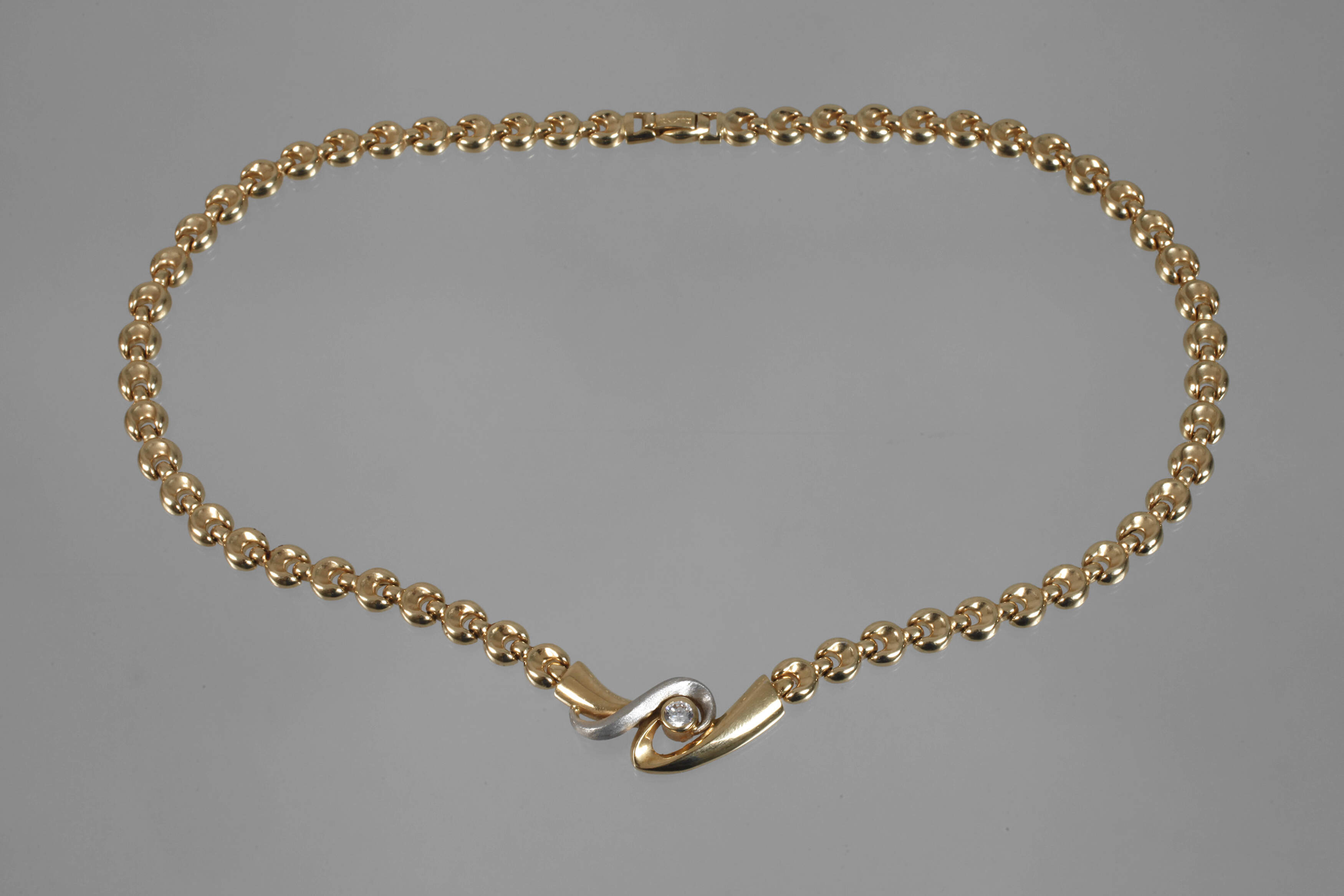 Collier mit Brillant