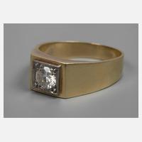 Herrenring mit Brillant von 0,66 ct111