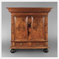 Hallenschrank Barock111