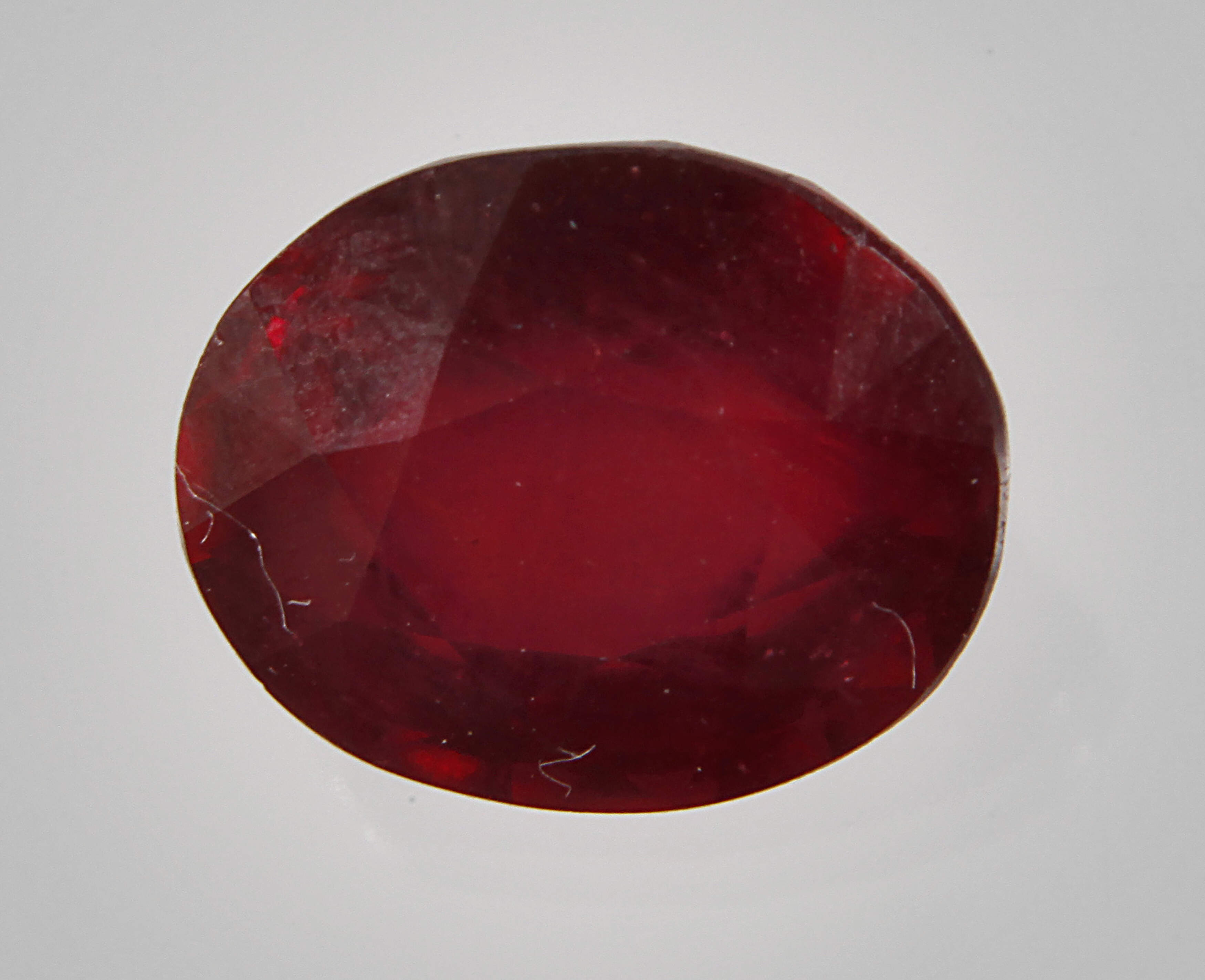 Facettierter Rubin von 8,89 ct