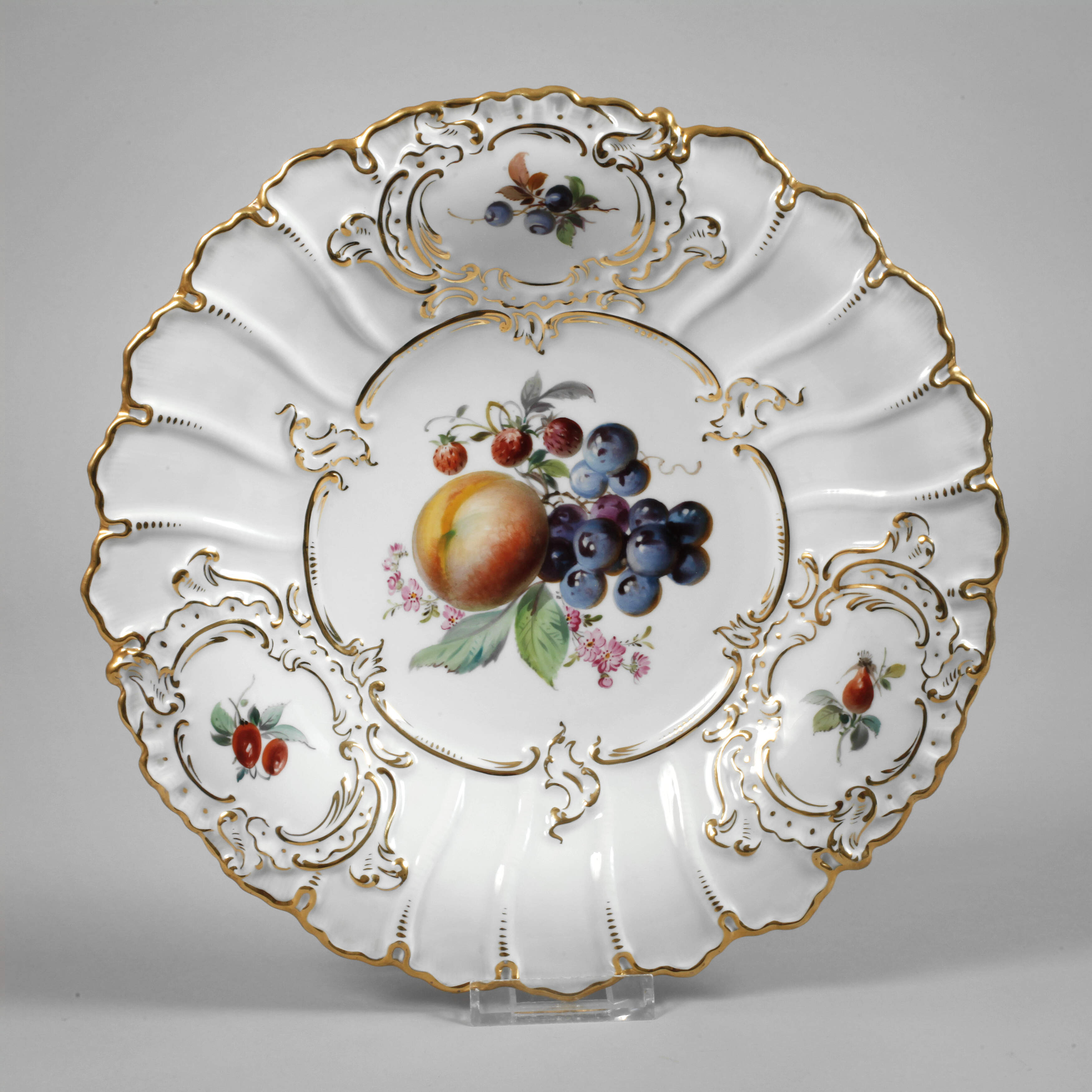 Meissen Prunkteller "Fruchtmalerei"