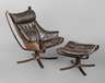 "Falcon-Chair" mit Ottomane