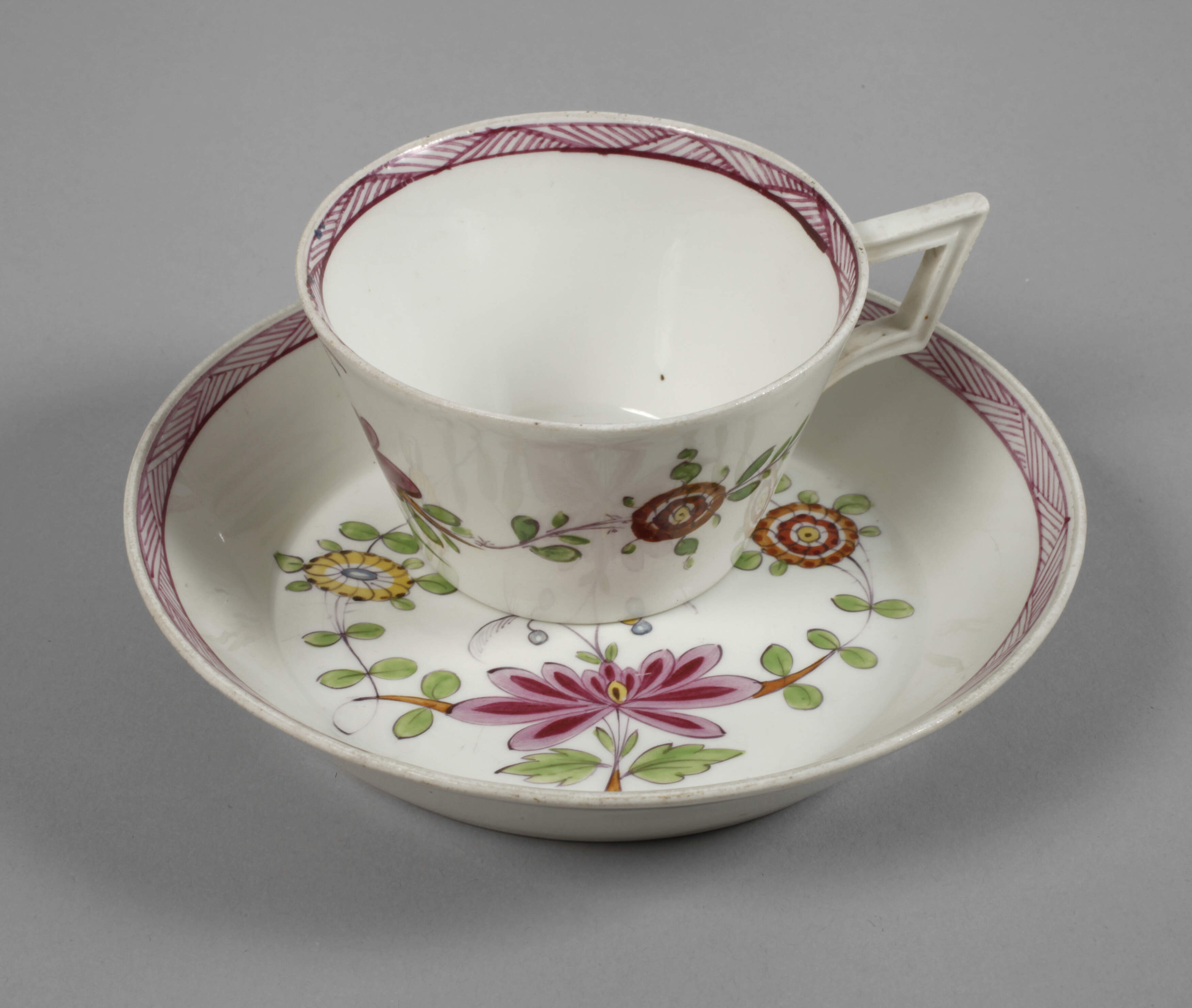 Meissen Tasse mit Untertasse Marcolinizeit