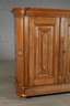 Kleiner barocker Dielenschrank